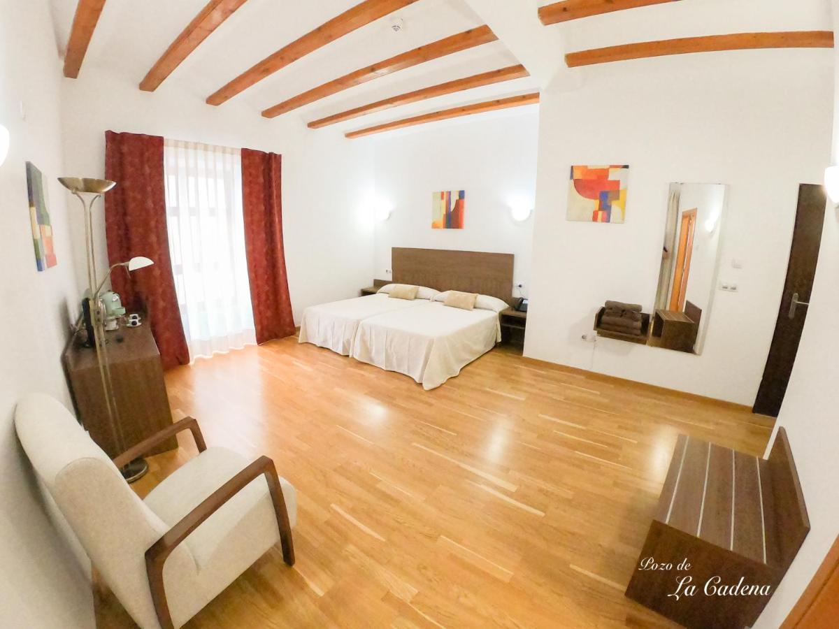 Hotel Baron Andilla Valdealgorfa Kültér fotó