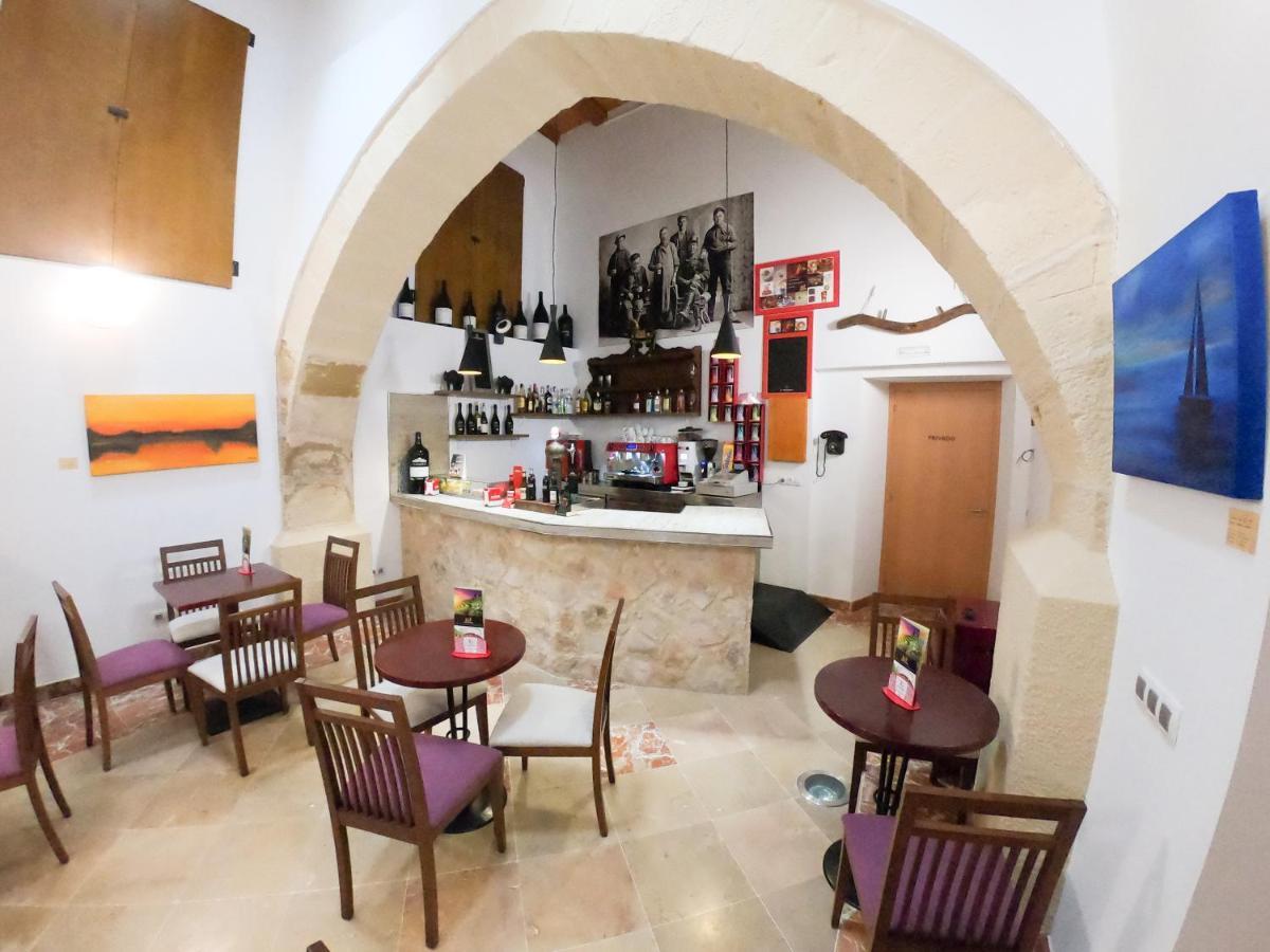 Hotel Baron Andilla Valdealgorfa Kültér fotó