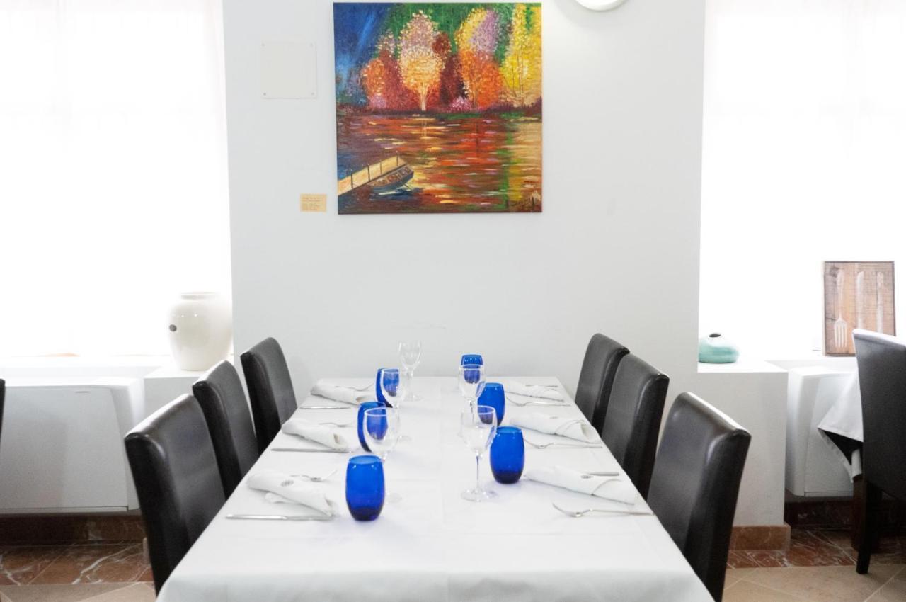 Hotel Baron Andilla Valdealgorfa Kültér fotó