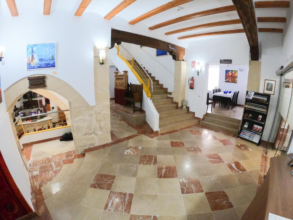 Hotel Baron Andilla Valdealgorfa Kültér fotó